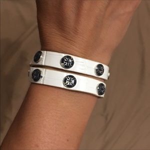 Rustic Cuff  wrap bracelet white with navy buttons